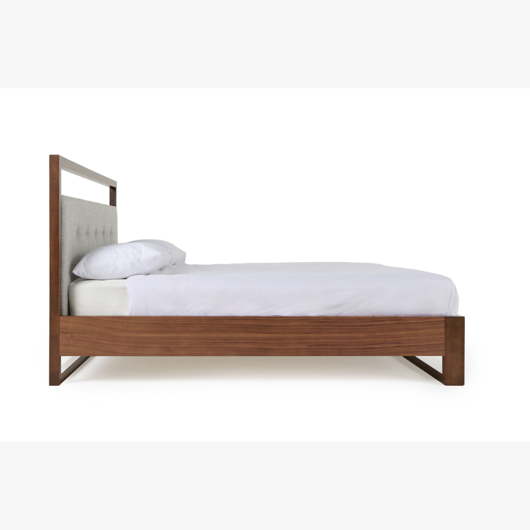 Falcon Eye Bedroom Set